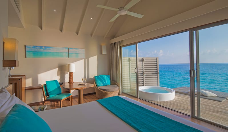 Centara Ras Fushi Resort & Spa-Premium Deluxe Spa Water Villa 2_6698